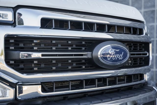 Used 2022 Ford F350 Lariat w/ Lariat Ultimate Package image 16