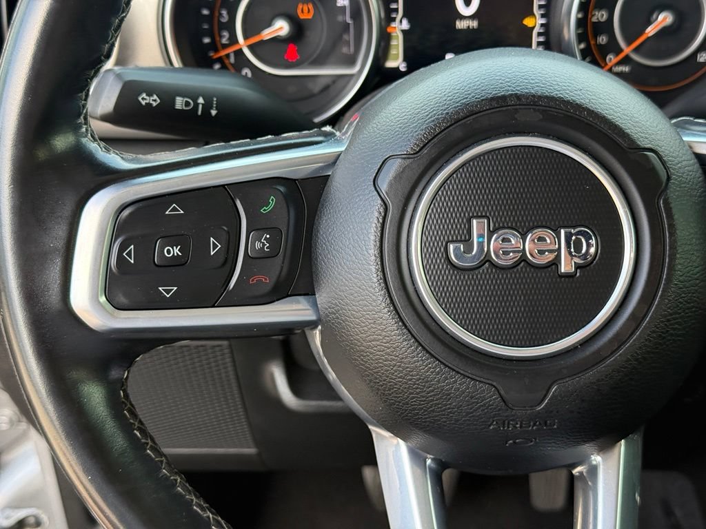 Used 2020 Jeep Wrangler Unlimited Sahara AWD/4WD image 15
