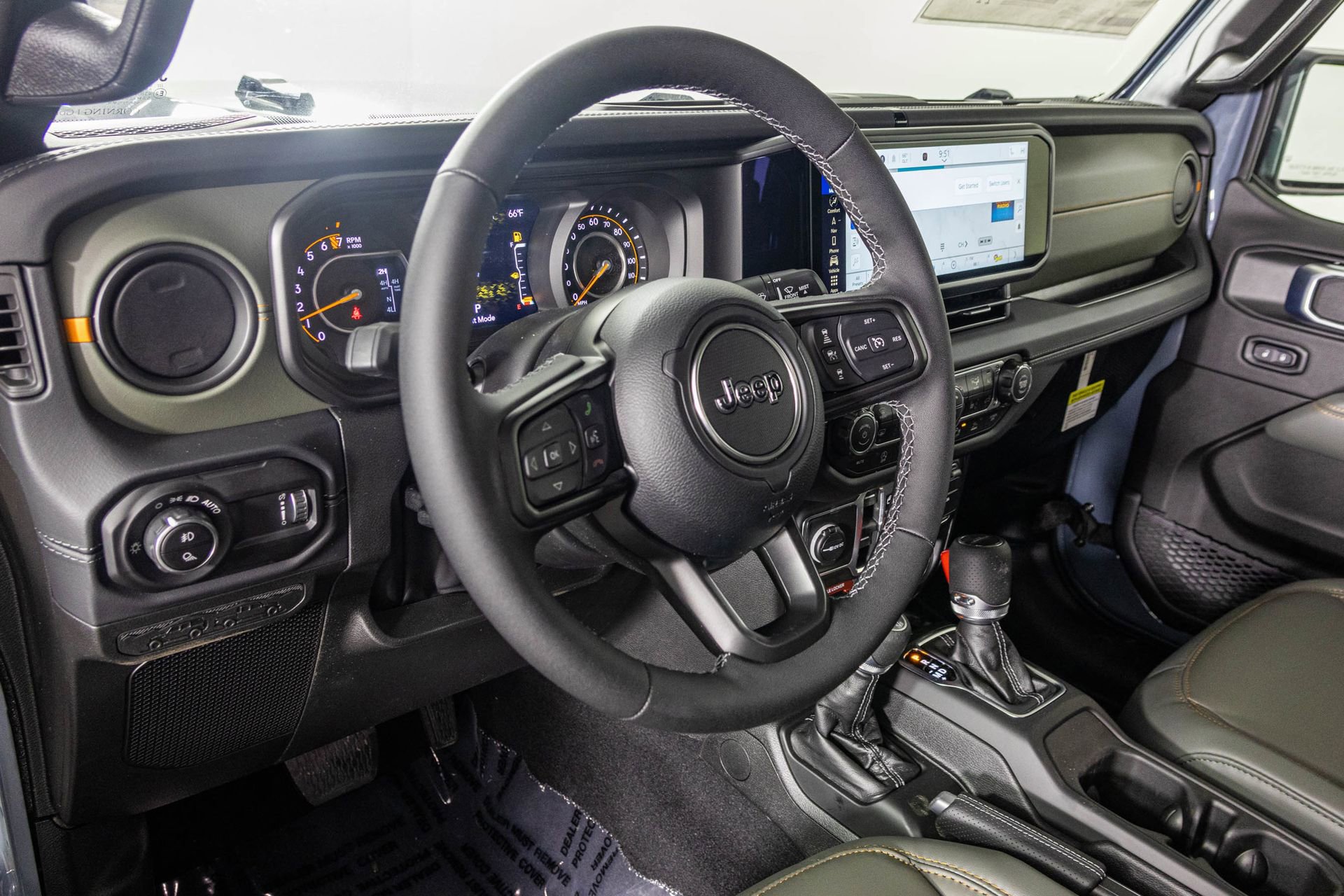 New 2026 Jeep Gladiator Mojave AWD/4WD image 4
