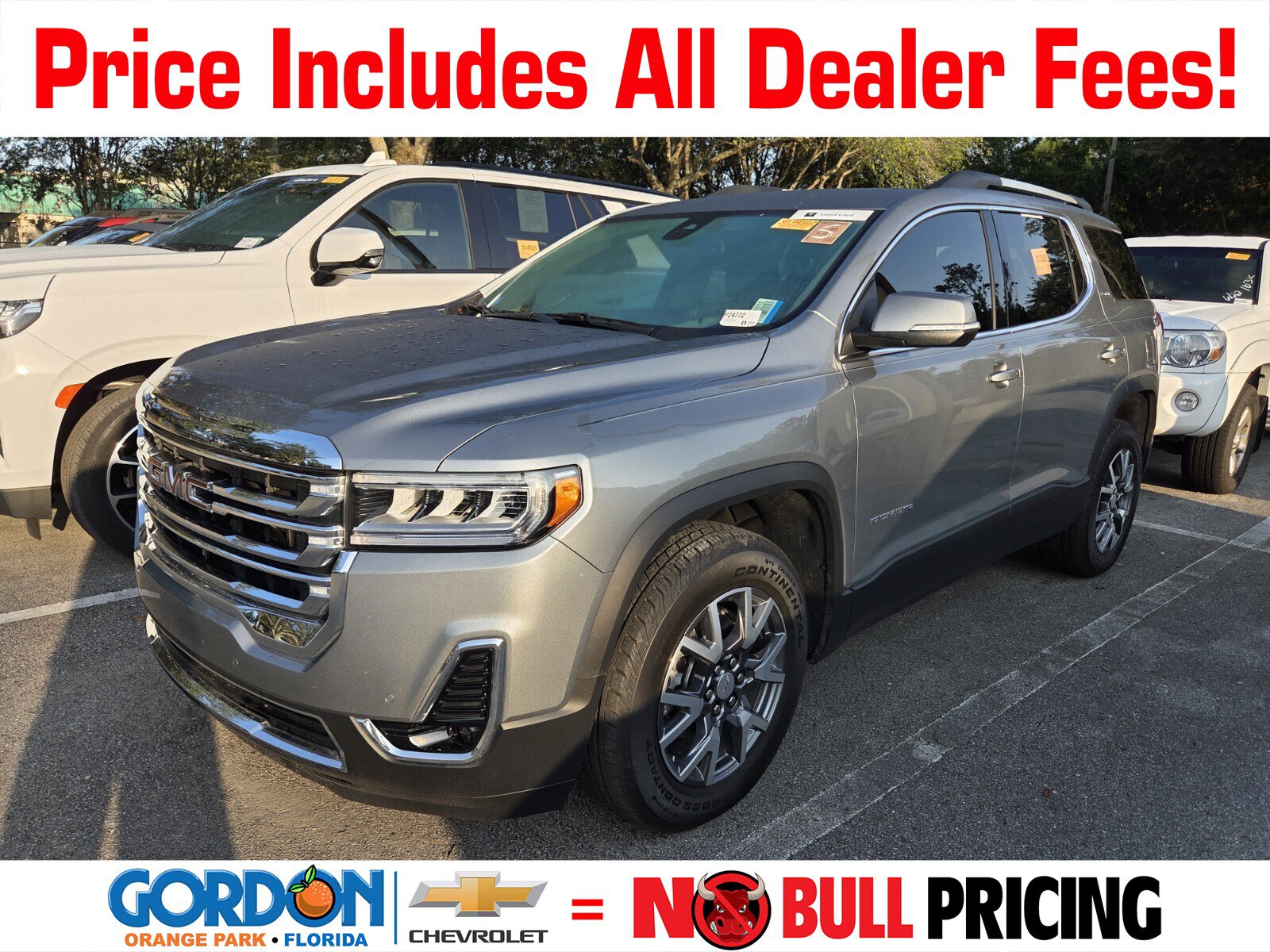 Used 2023 GMC Acadia SLT FWD image 1