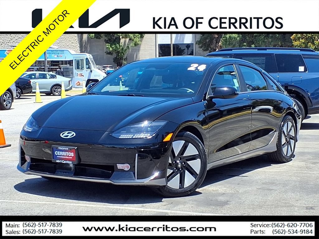 Used 2024 Hyundai Ioniq 6 SE RWD image 1
