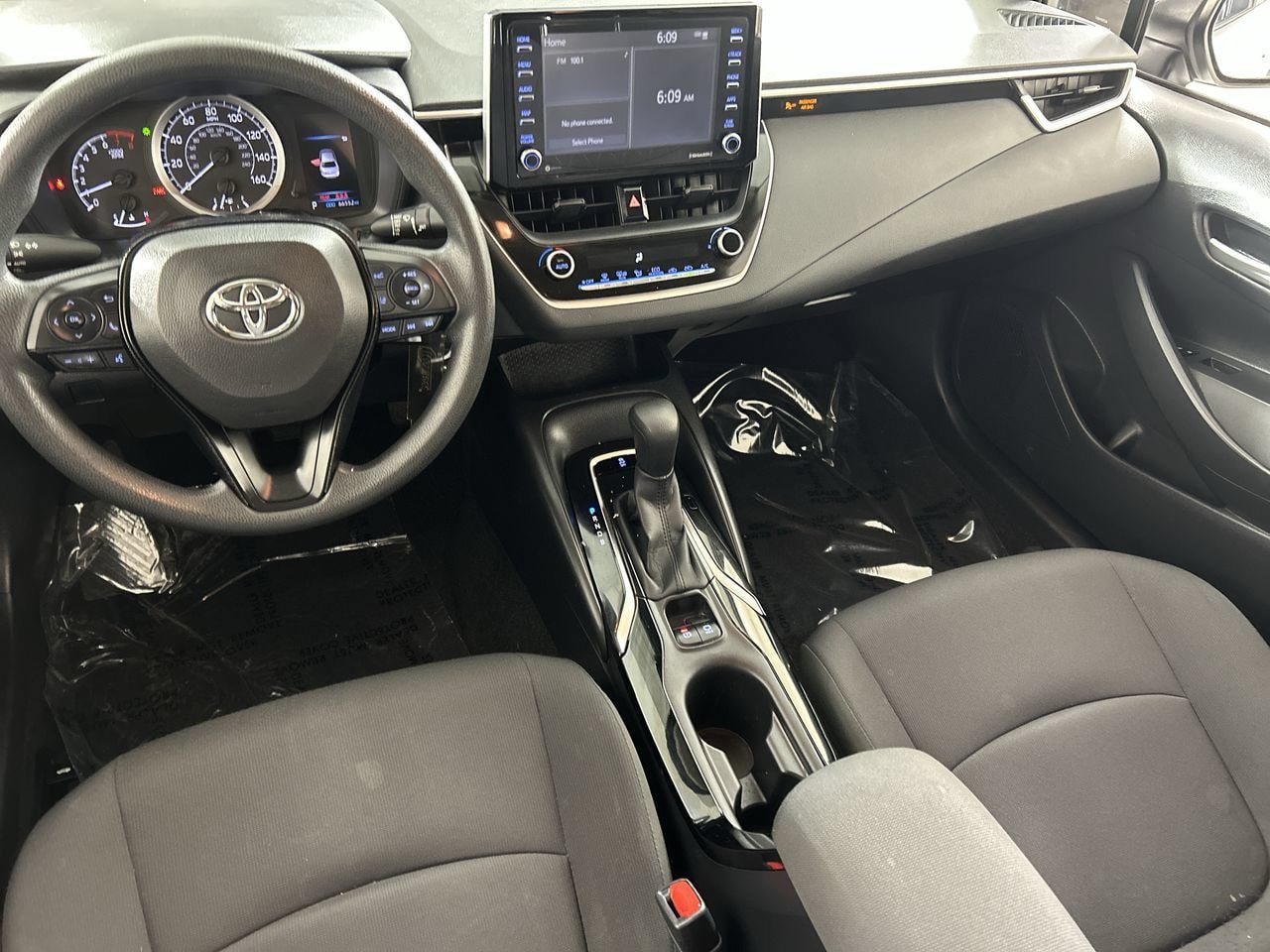Used 2021 Toyota Corolla LE w/ Carpet Mat Package (TMS) FWD image 23