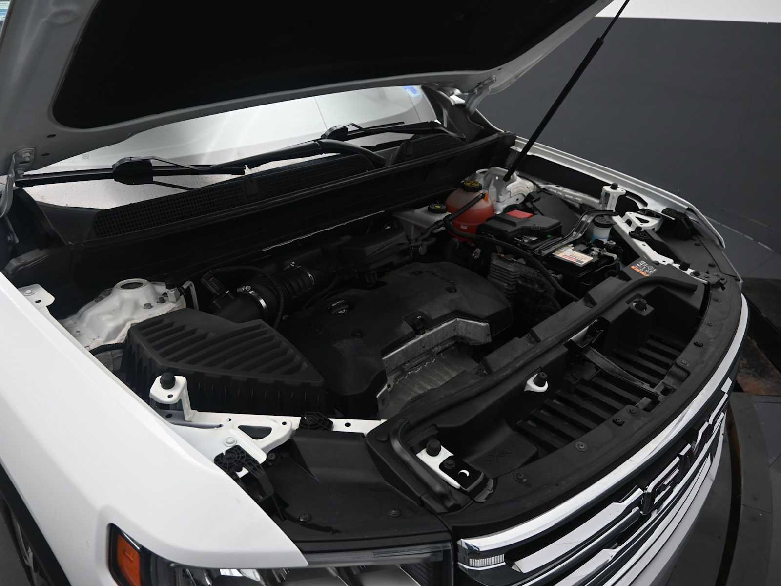 Used 2021 GMC Acadia SLE w/ LPO, Cargo Package image 18