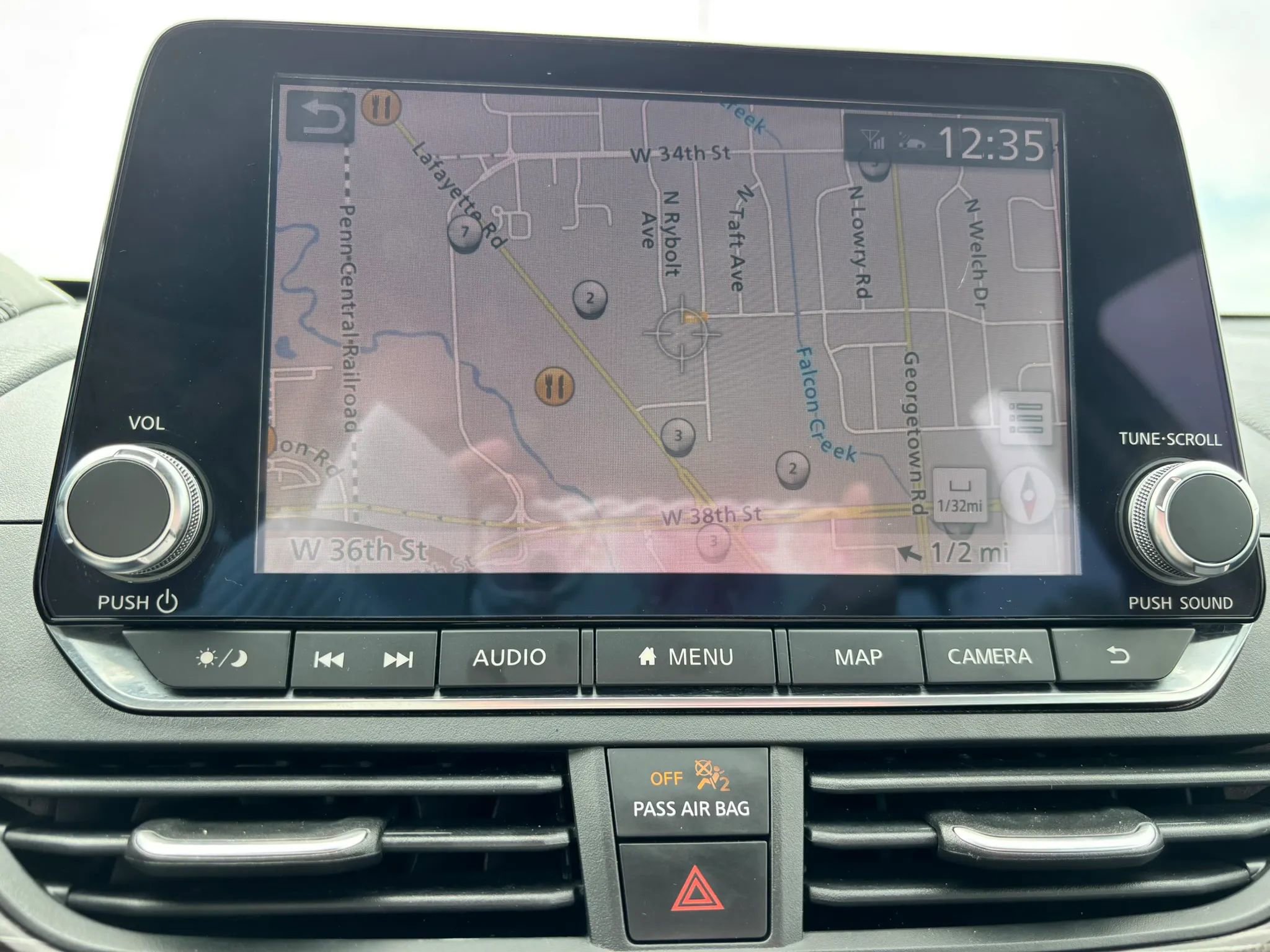 Used 2019 Nissan Altima 2.5 SL FWD image 11