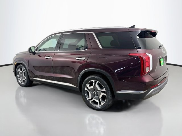 Used 2024 Hyundai Palisade Limited FWD image 7