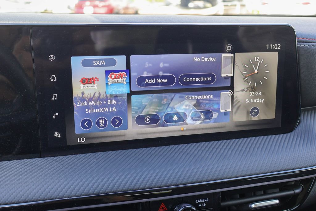 Certified 2025 Nissan Kicks SR image 3