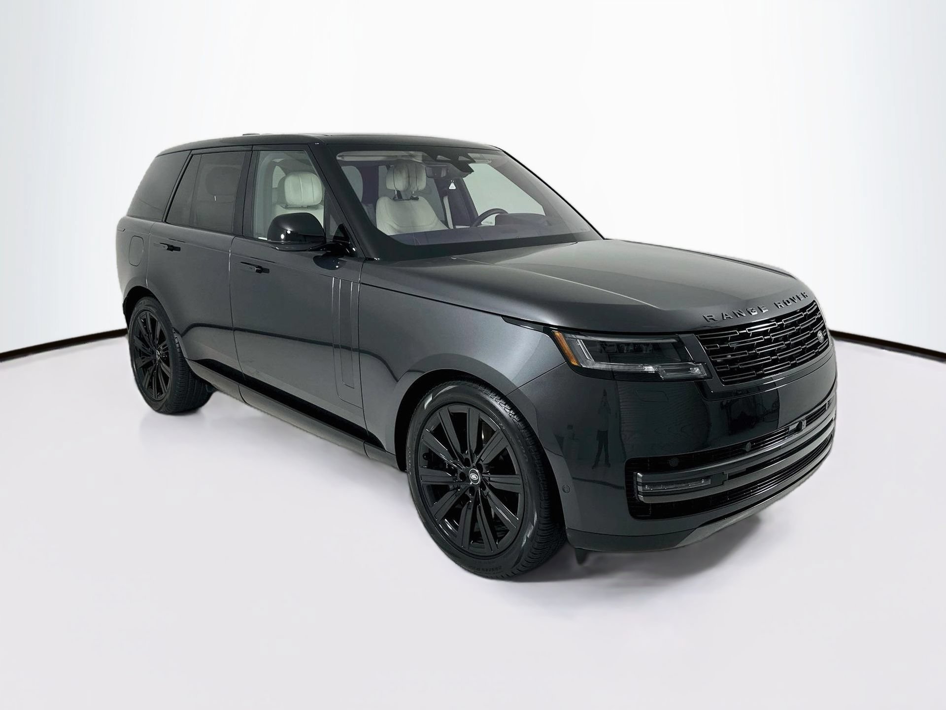 Used 2023 Land Rover Range Rover SE AWD/4WD image 1