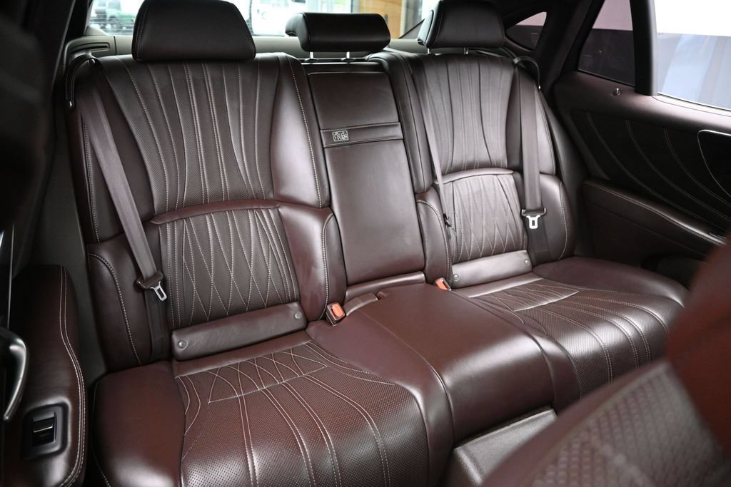 Used 2018 Lexus LS 500 w/ Interior Upgrade Package RWD image 28