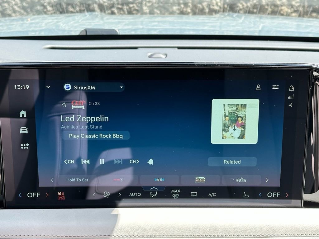 New 2026 Lincoln Aviator Reserve AWD/4WD image 12