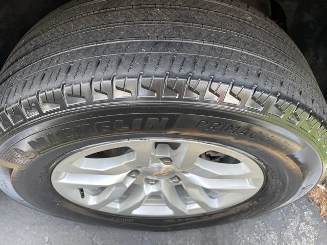 Used 2024 Chevrolet Tahoe LT AWD/4WD image 33