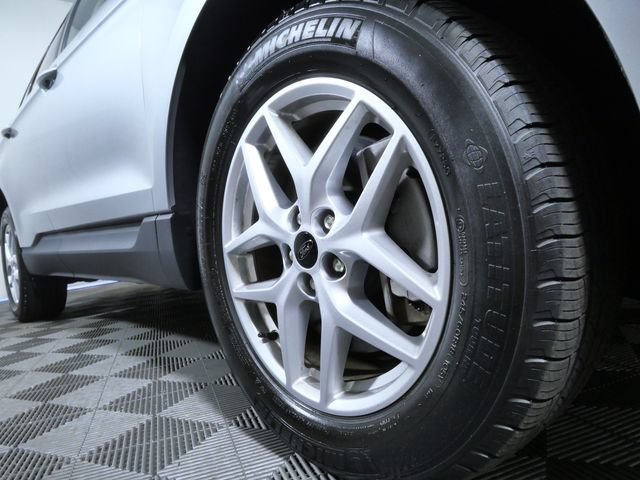 Certified 2023 Ford Edge SEL w/ Convenience Package AWD/4WD image 2