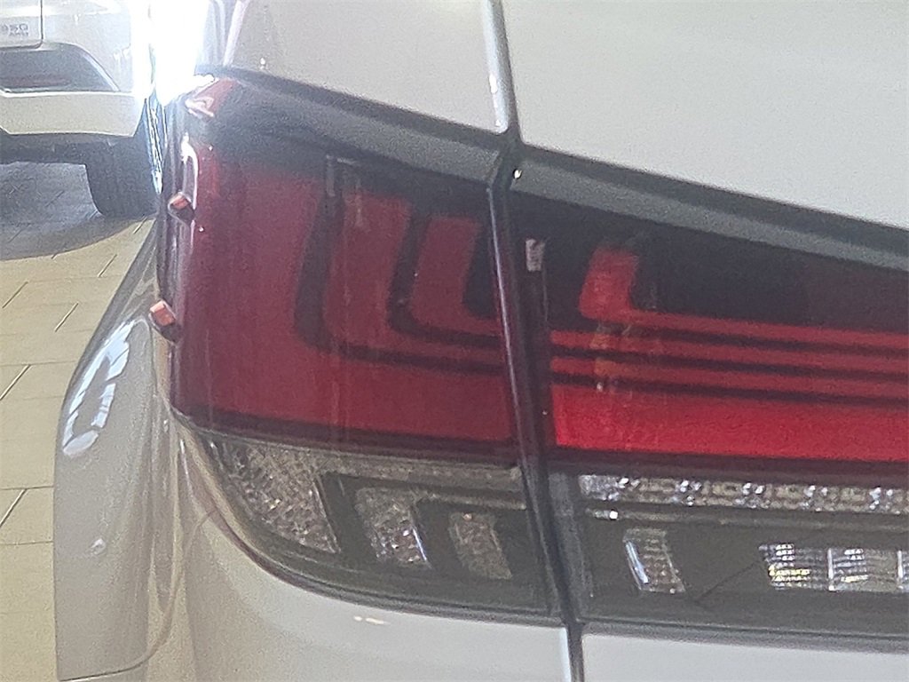 Used 2021 Lexus RX 450h F Sport w/ Cold Weather Package (CT) image 11