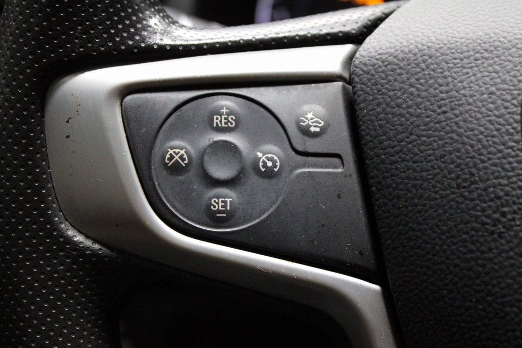 Used 2023 GMC Acadia SLE w/ Driver Convenience Package image 28