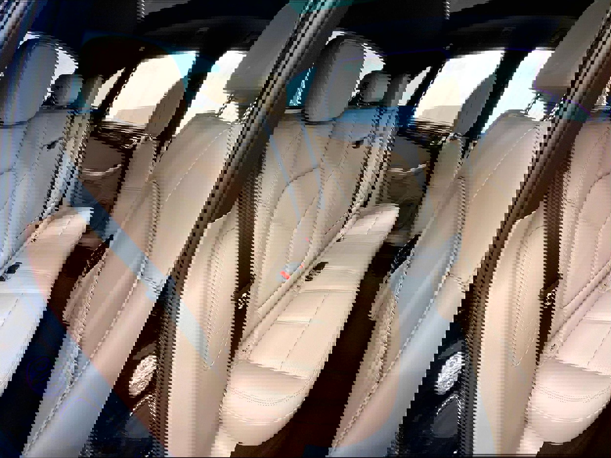 New 2026 Porsche Macan AWD/4WD image 23