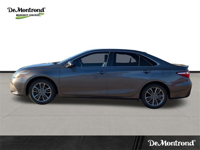 Used 2017 Toyota Camry SE image 8