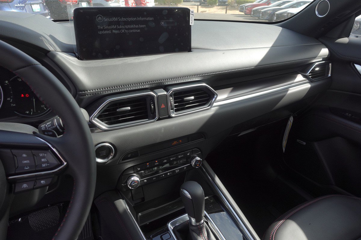 New 2025 MAZDA CX-5 2.5 Turbo w/ Premium Package image 17