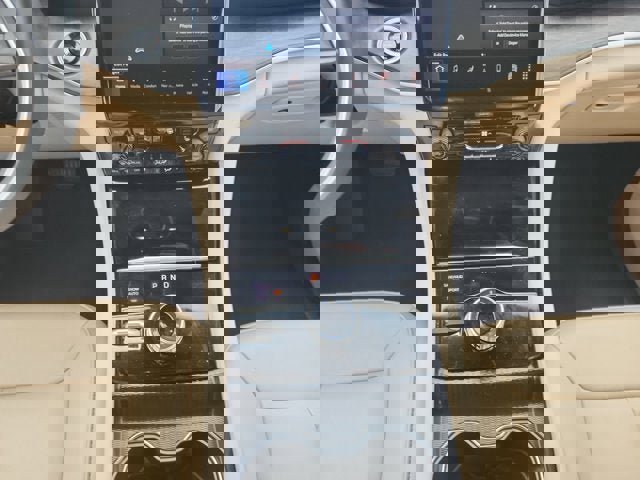 Used 2024 Jeep Grand Cherokee Limited image 11