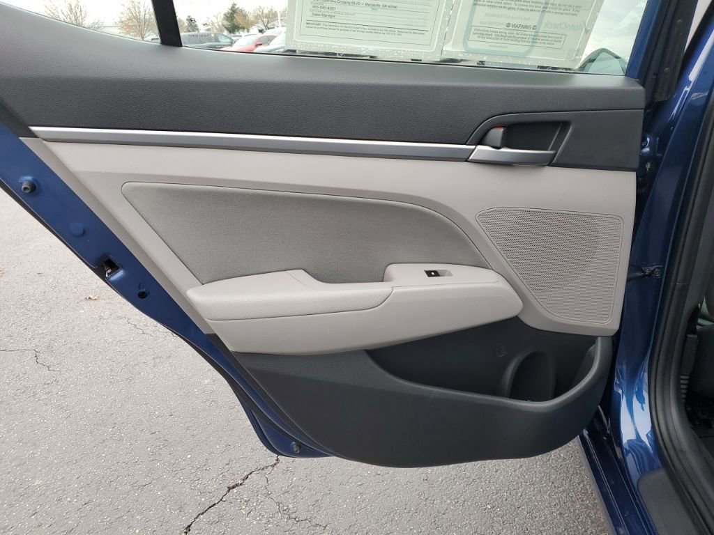 Used 2018 Hyundai Elantra SEL image 31