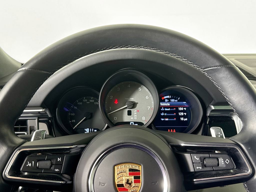 Used 2024 Porsche Macan S image 10