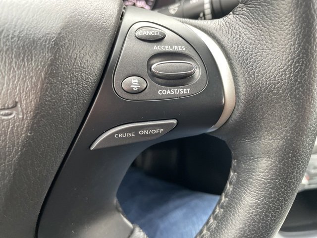 Used 2020 Nissan Pathfinder SL image 23