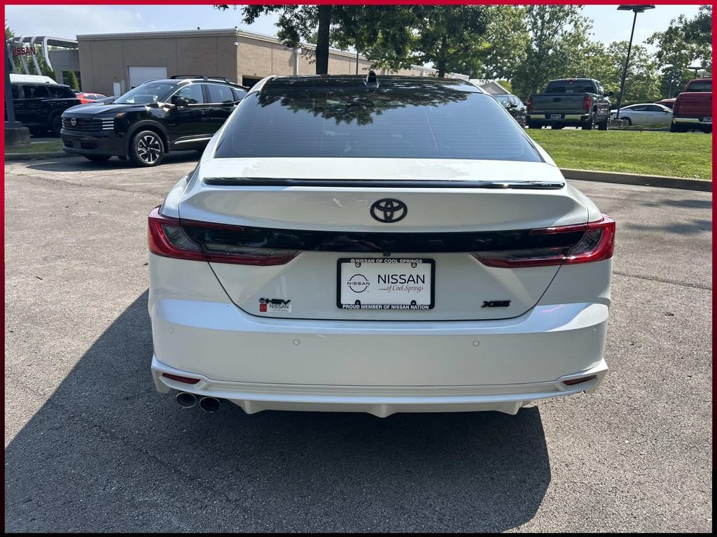Used 2025 Toyota Camry Hybrid FWD image 6