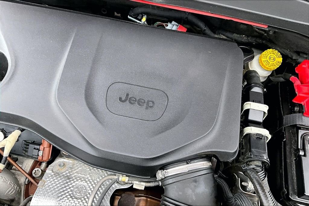 Used 2019 Jeep Renegade Trailhawk w/ UConnect 8.4 Nav Group AWD/4WD image 36