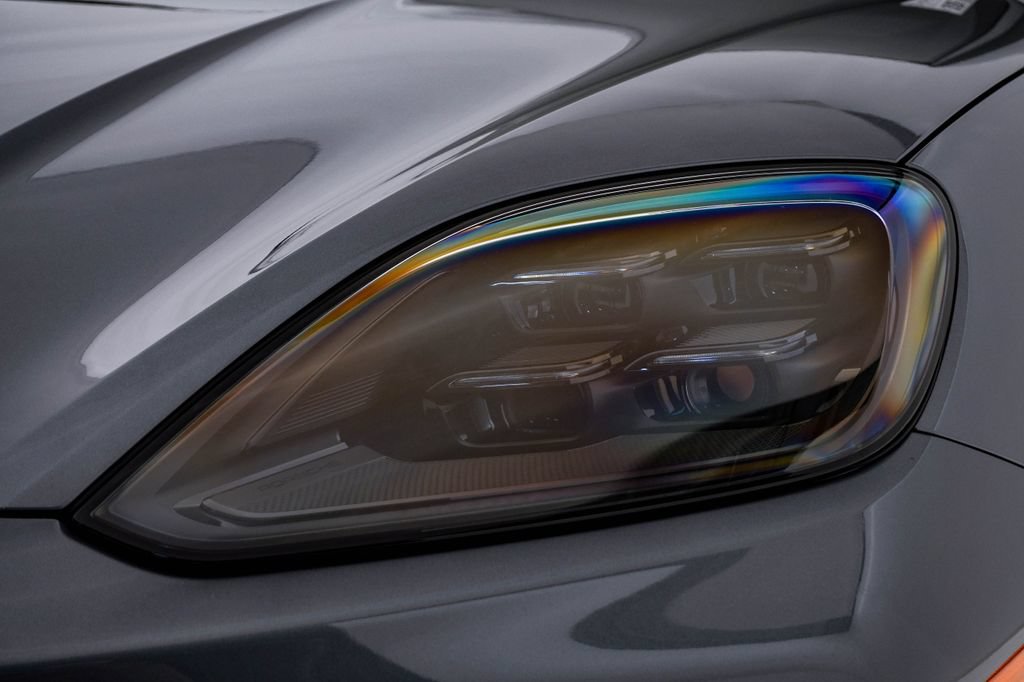 New 2026 Porsche Cayenne Coupe AWD/4WD image 7