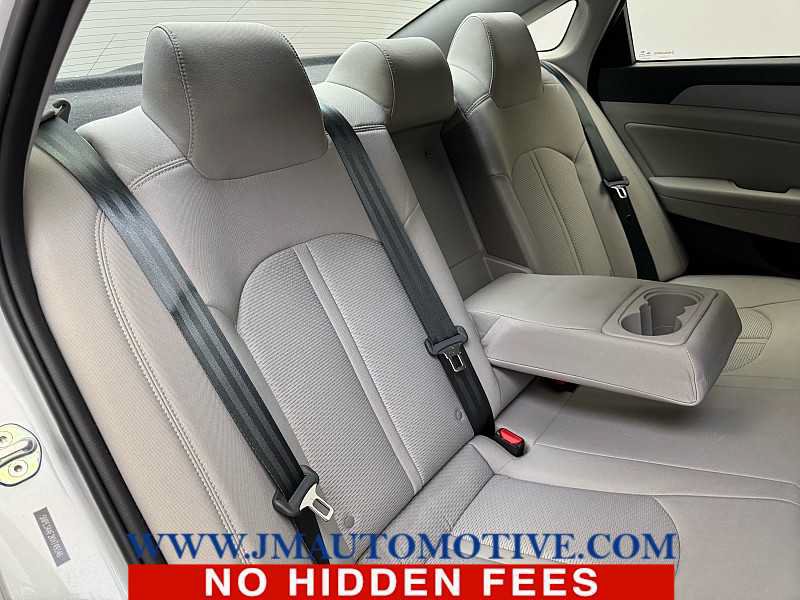 Used 2019 Hyundai Sonata SEL w/ Tech Package 02 FWD image 18