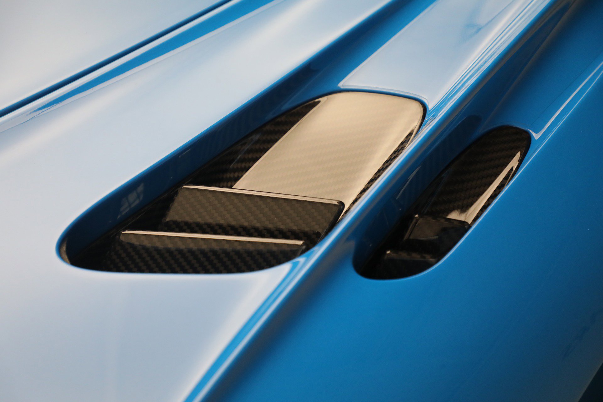 Used 2021 Bugatti Chiron Pur Sport image 33