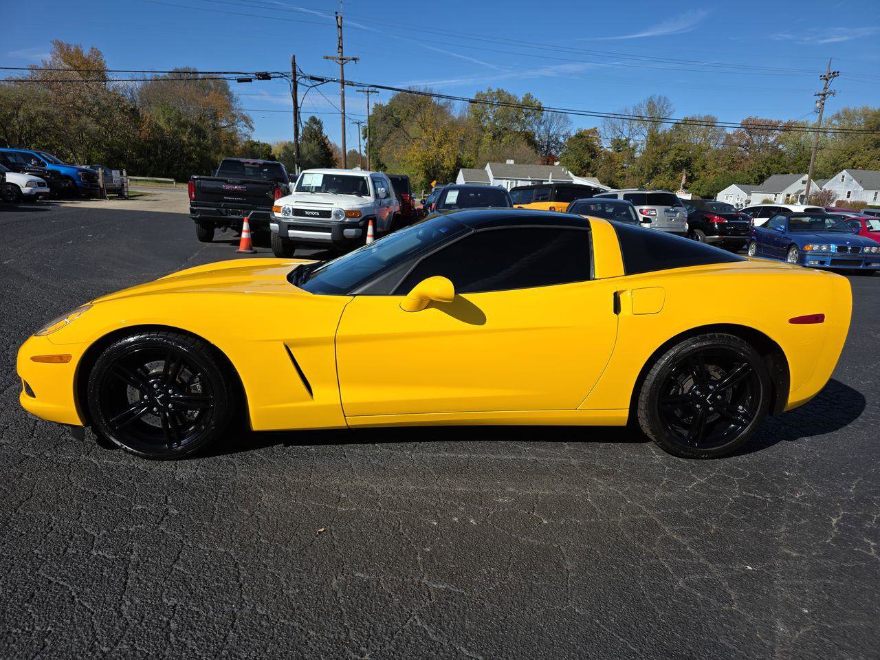 Used 2005 Chevrolet Corvette COUPE w/ Performance Handling Package image 19