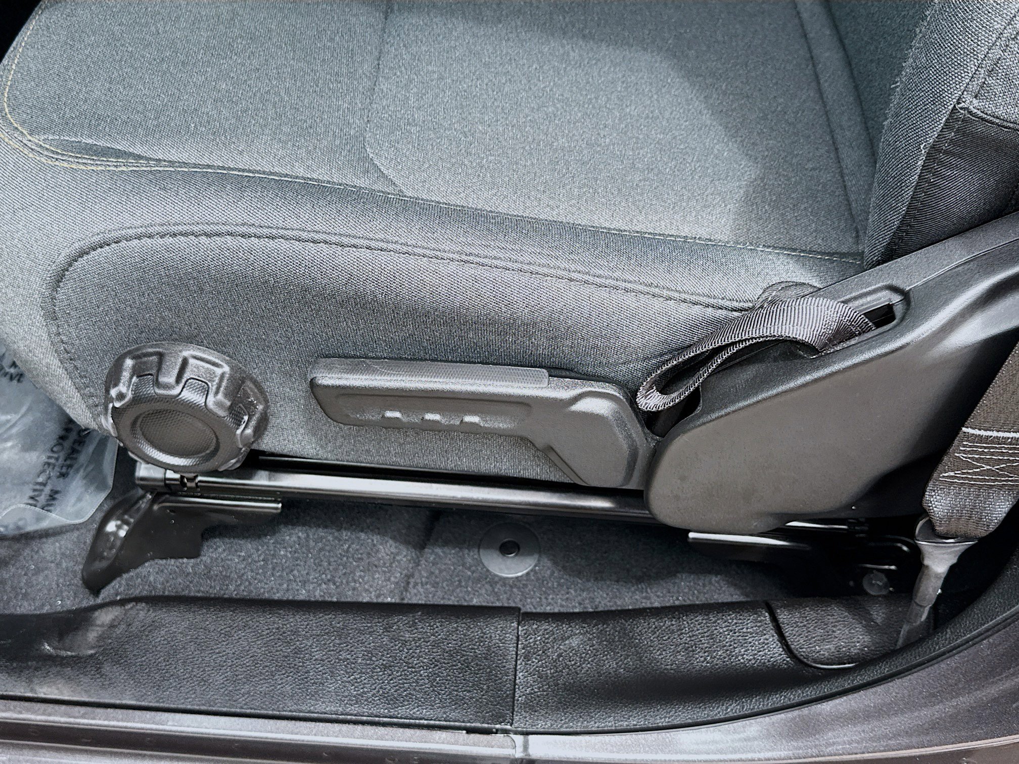 Used 2024 Jeep Wrangler Sport S image 17