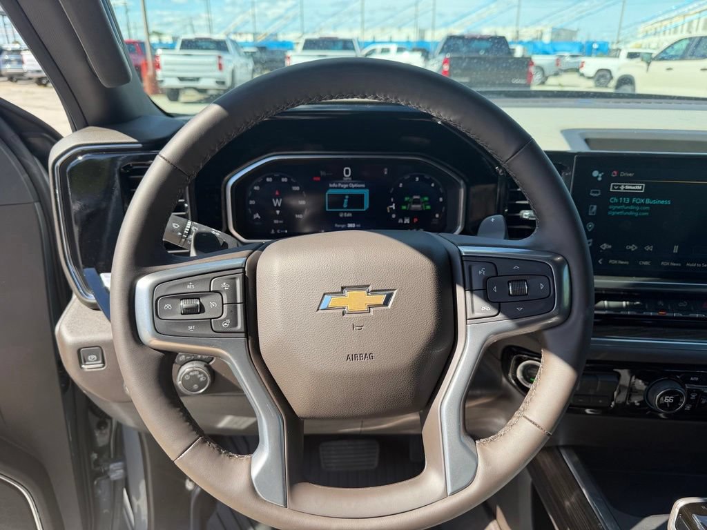 Used 2026 Chevrolet Silverado 1500 LT AWD/4WD image 12