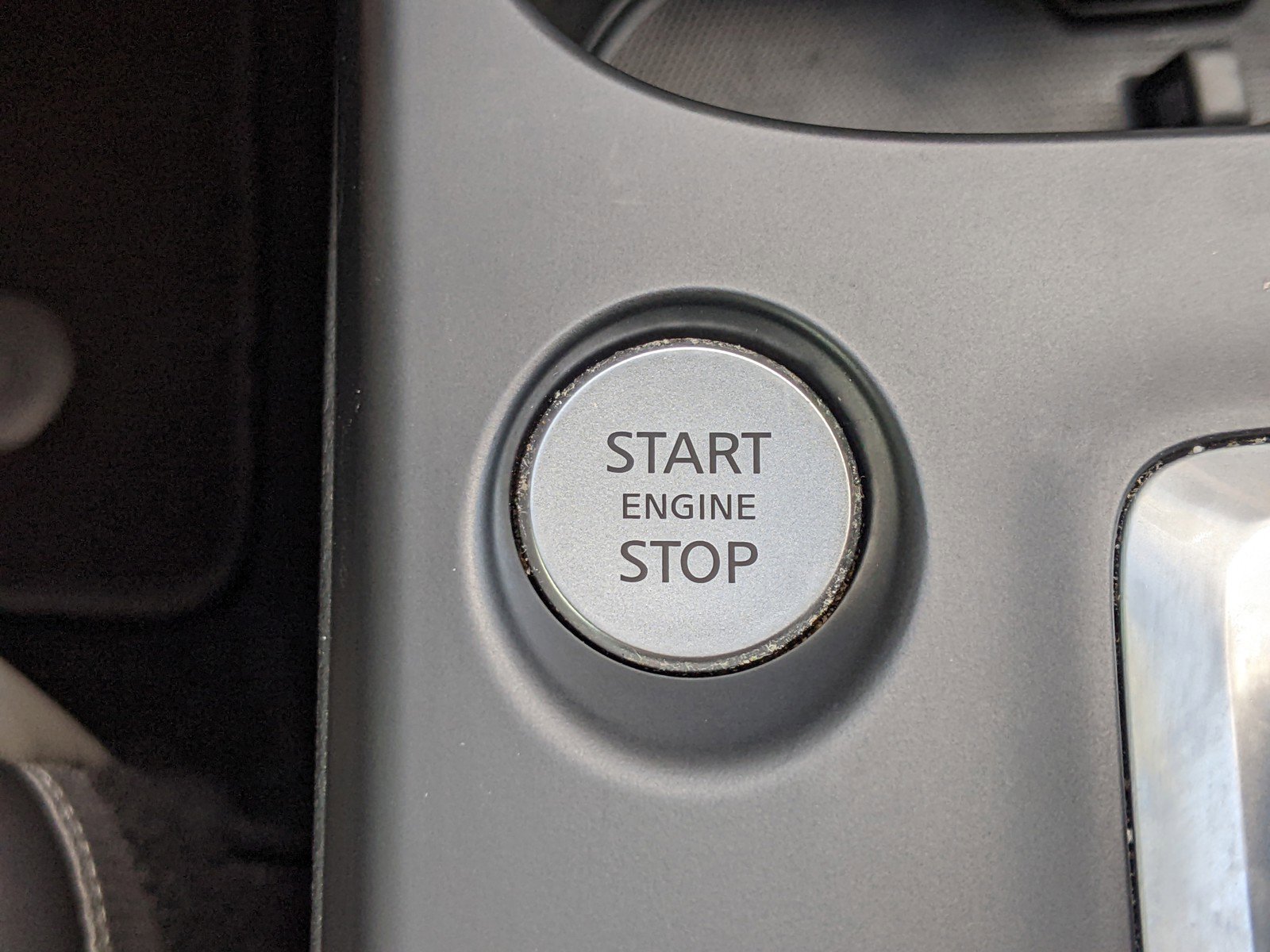 Used 2023 INFINITI QX50 Sensory image 29