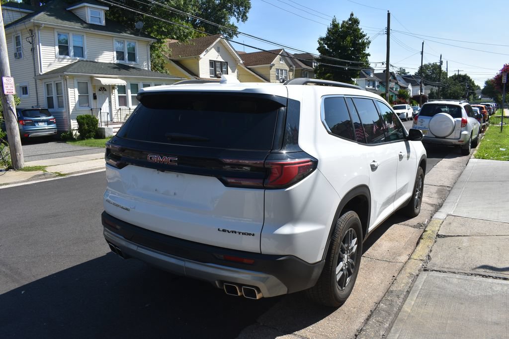 Used 2025 GMC Acadia Elevation AWD/4WD image 6