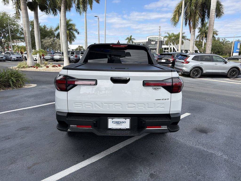 Used 2022 Hyundai Santa Cruz Limited AWD/4WD image 7