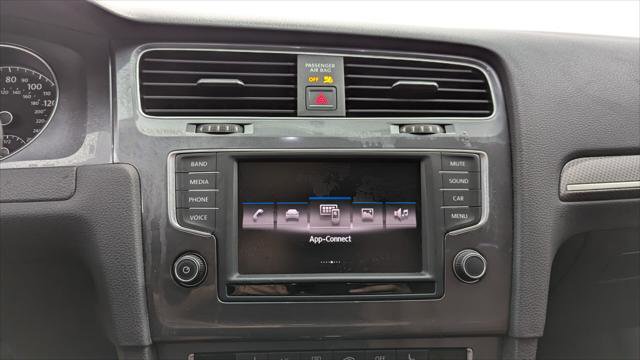 Used 2017 Volkswagen Golf Alltrack SEL image 27