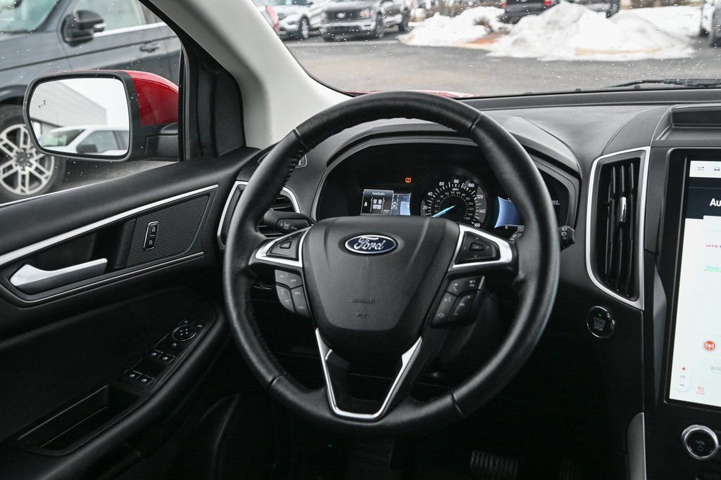 Certified 2024 Ford Edge SEL w/ Convenience Package image 32