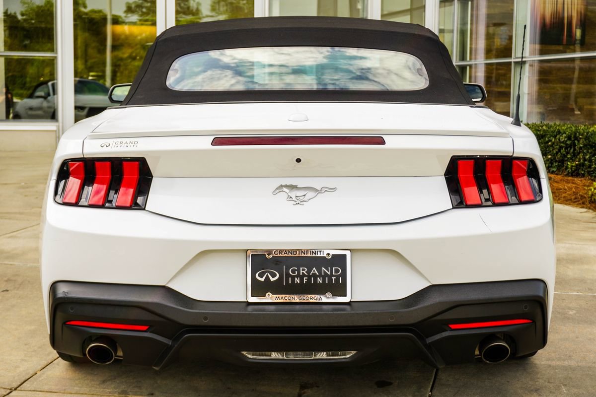 Used 2024 Ford Mustang Premium image 11