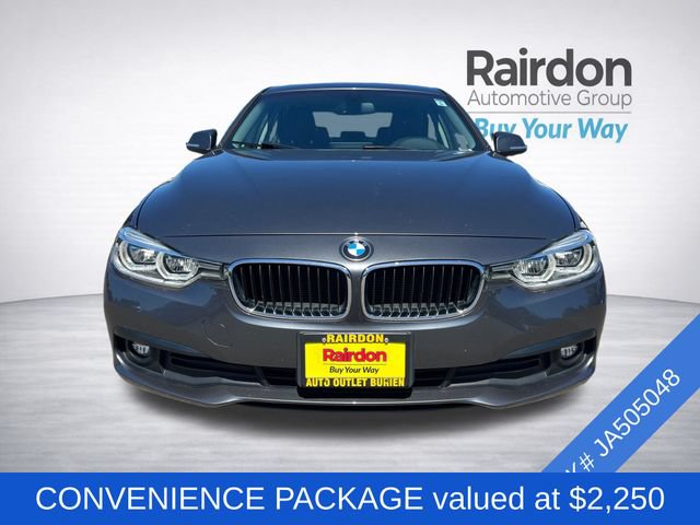 Used 2018 BMW 320i xDrive Sedan AWD/4WD image 2