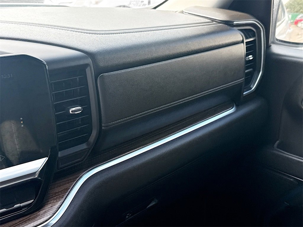 Used 2023 Chevrolet Silverado 1500 LT image 19