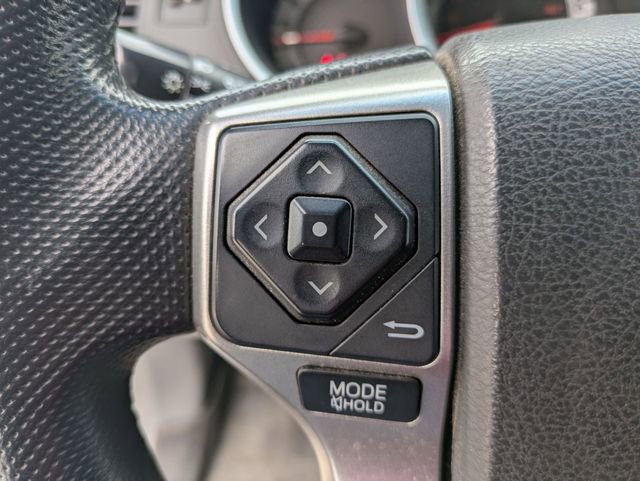 Used 2015 Toyota Tacoma 4x4 Access Cab V6 w/ TRD Off-Road Package image 11