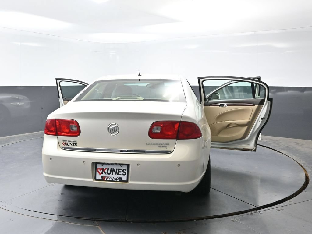 Used 2008 Buick Lucerne CXL w/ Ultra Confidence Package FWD image 49