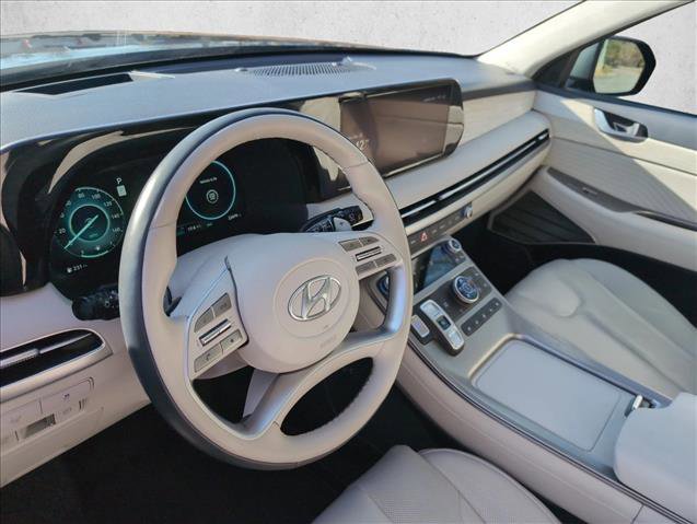 Used 2024 Hyundai Palisade Calligraphy image 9
