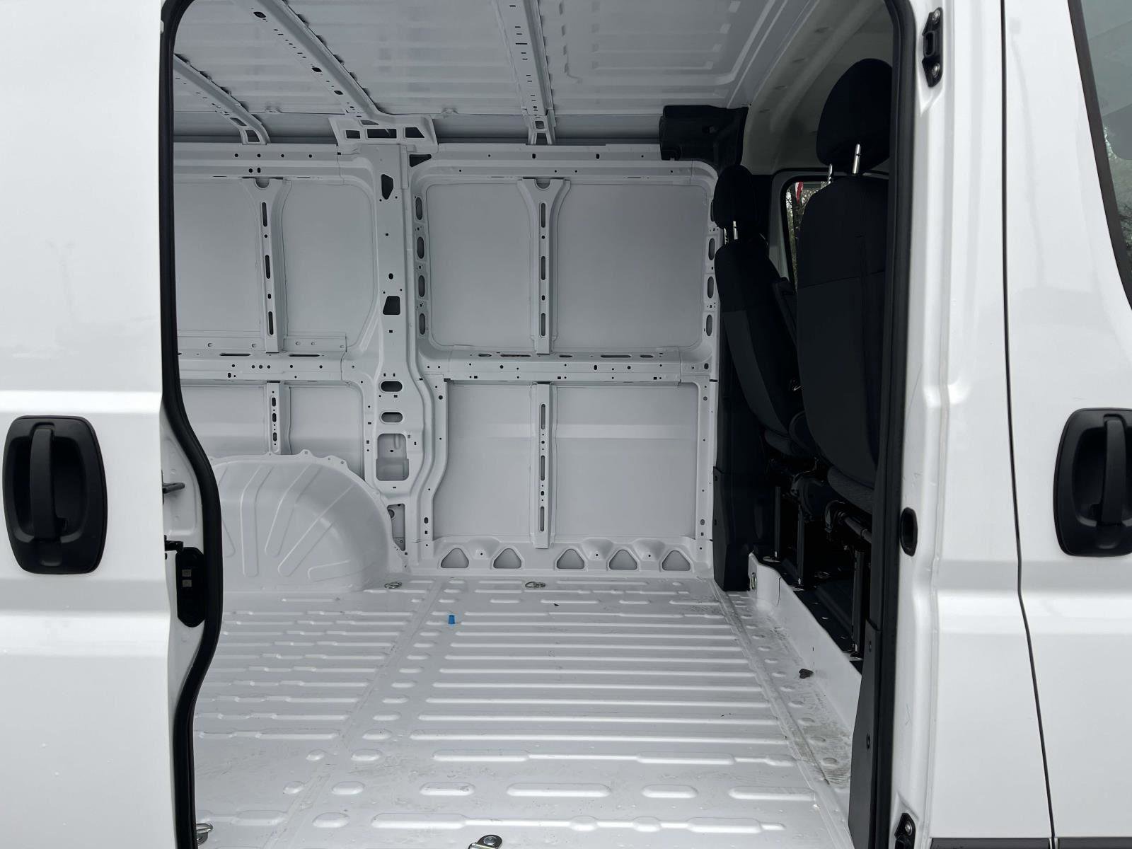 New 2026 RAM ProMaster 1500 FWD image 16