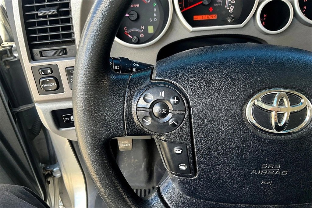 Used 2011 Toyota Tundra 4x4 CrewMax image 16