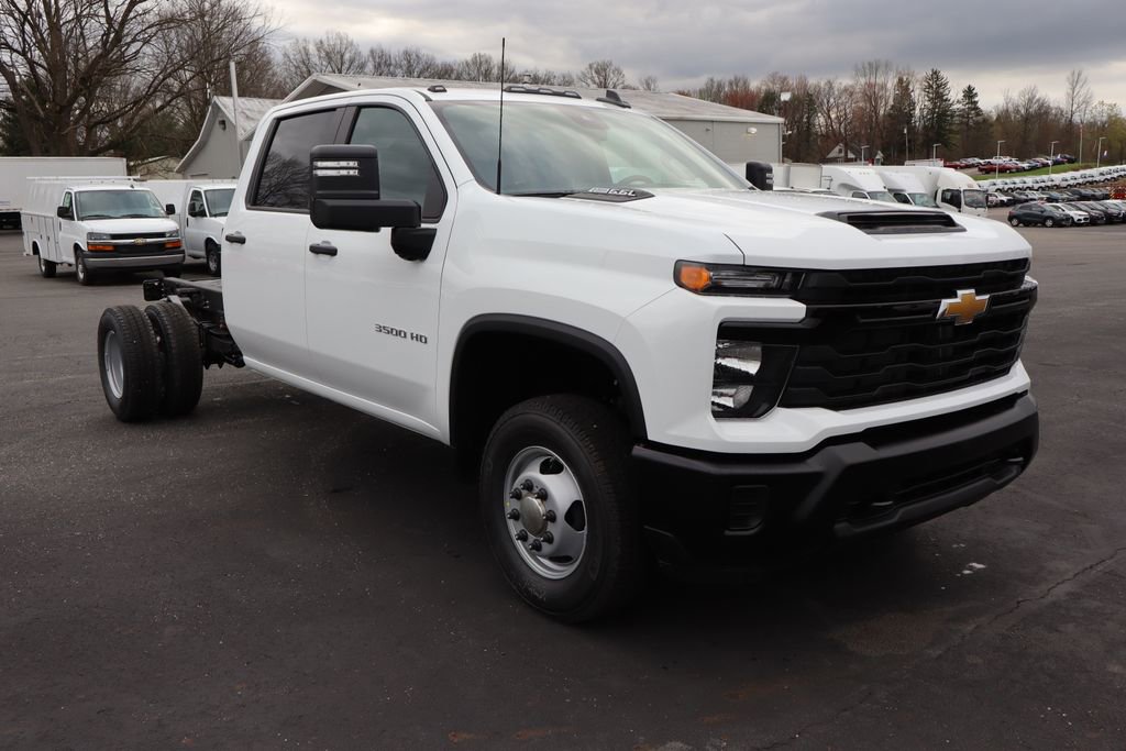 New 2026 Chevrolet Silverado 3500 W/T w/ WT Convenience Package AWD/4WD image 2