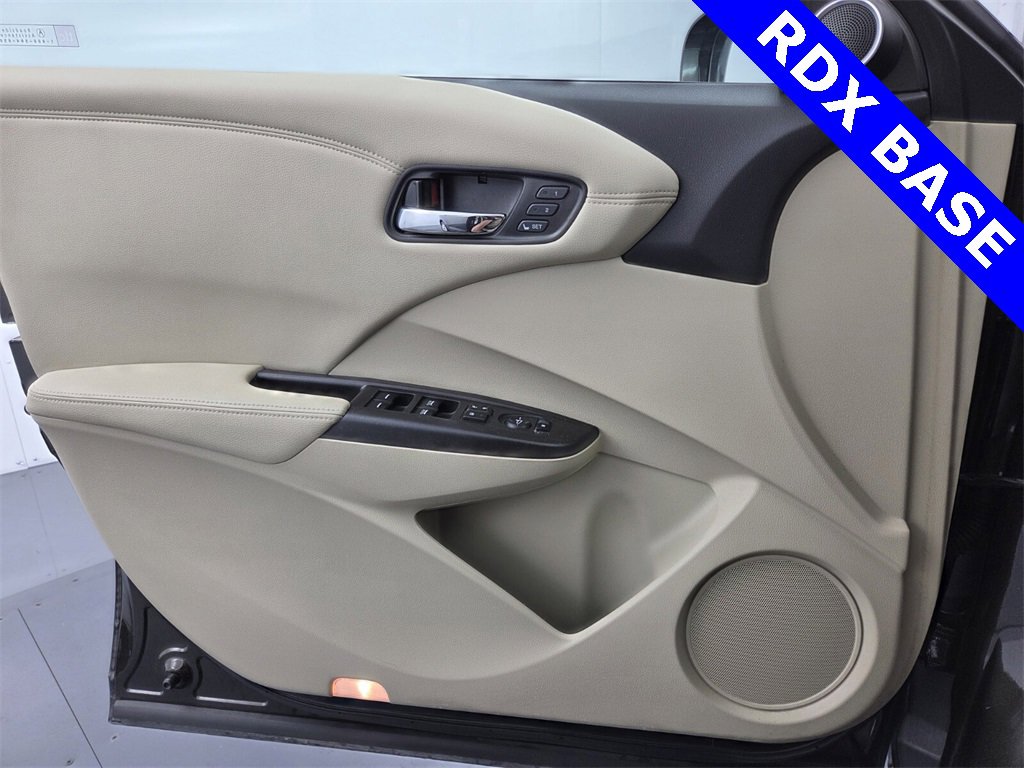 Used 2016 Acura RDX FWD w/ Technology Package image 40