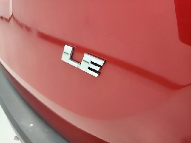 Used 2015 Toyota RAV4 LE image 12