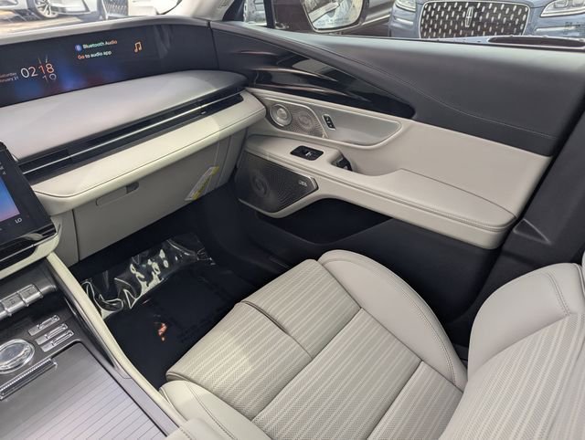 New 2026 Lincoln Nautilus Reserve image 16