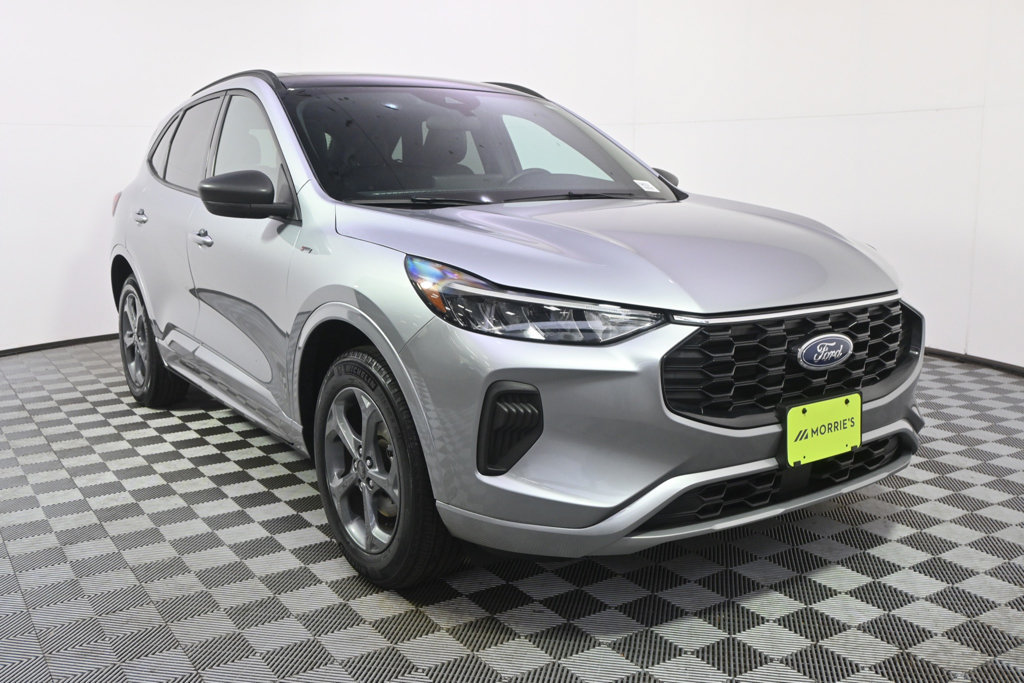 Used 2024 Ford Escape ST-Line w/ Tech Pack #1 AWD/4WD image 9
